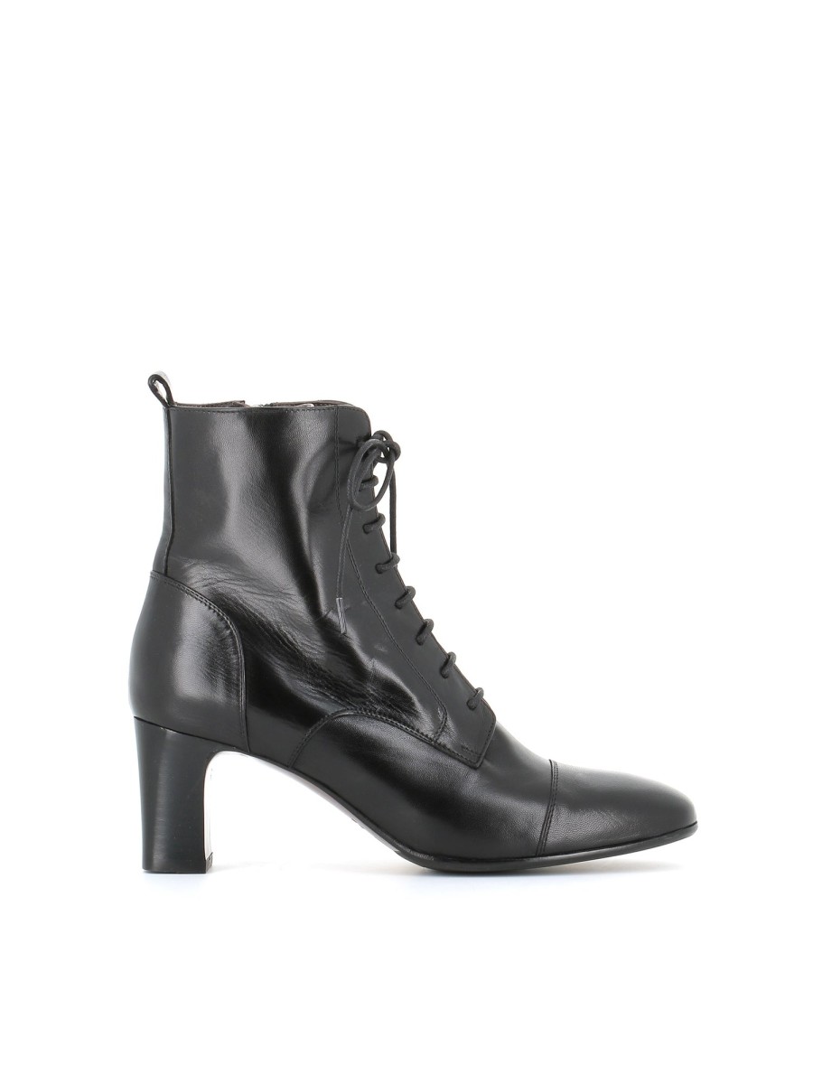 Woman taxi drivers | Tassinari M440 Black Women'S Ankle Boot