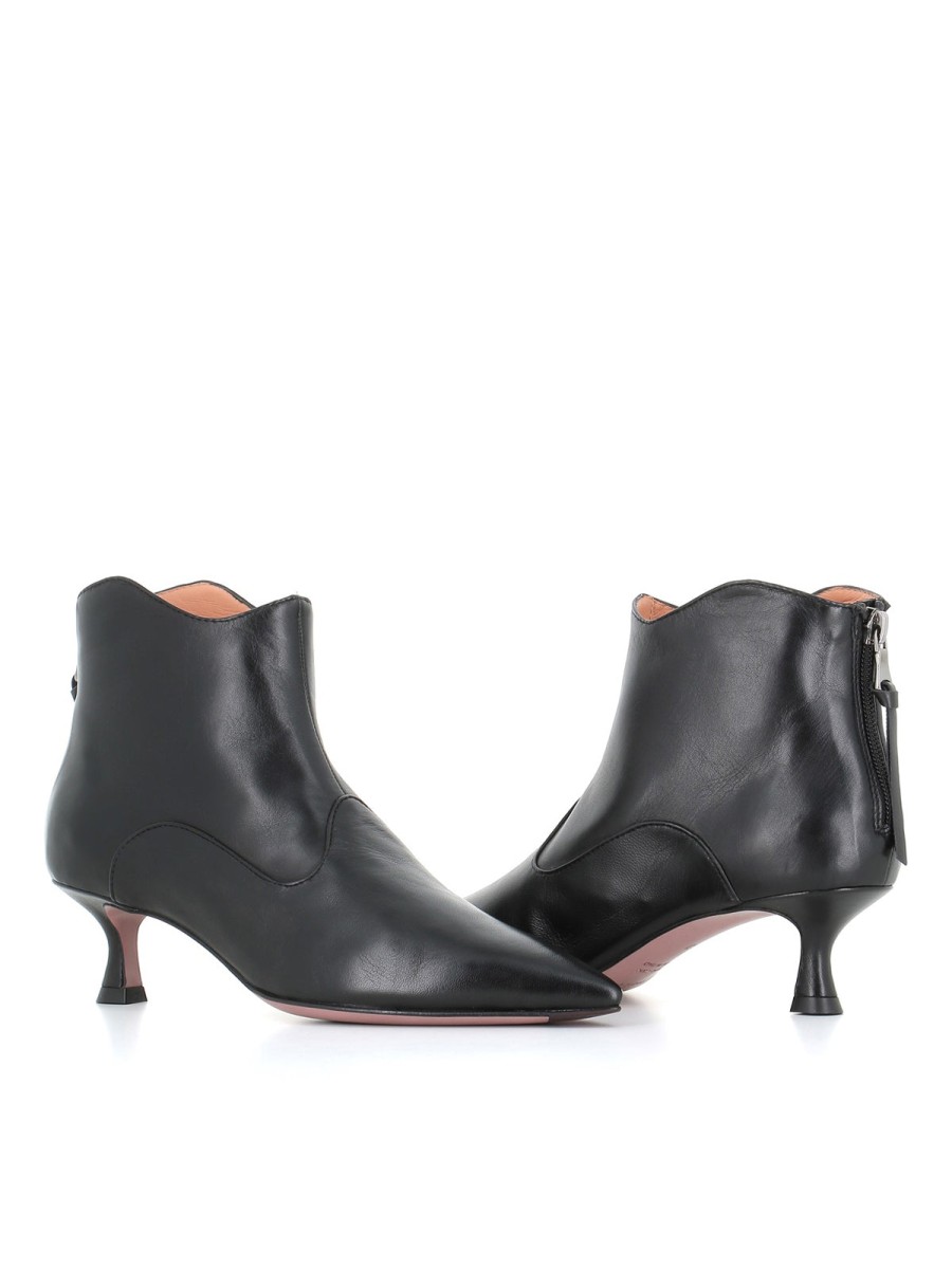 Woman taxi drivers | Tassinari Ankle Boot W231108 Black Woman